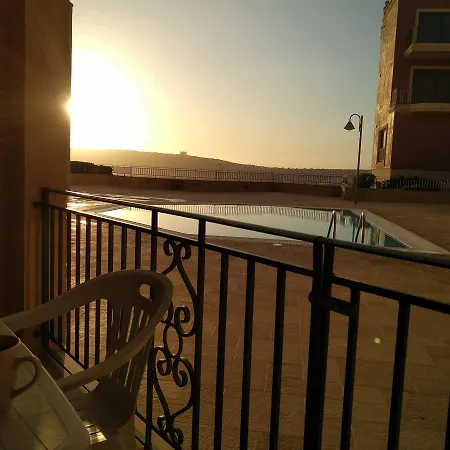 Tas-sellum * Mellieħa